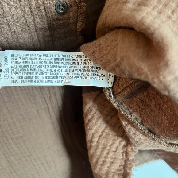 Free the Roses button down tunic - Picture 5 of 11